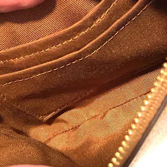 Coach classic caramel wristlet 64 - Picture 6 of 8
